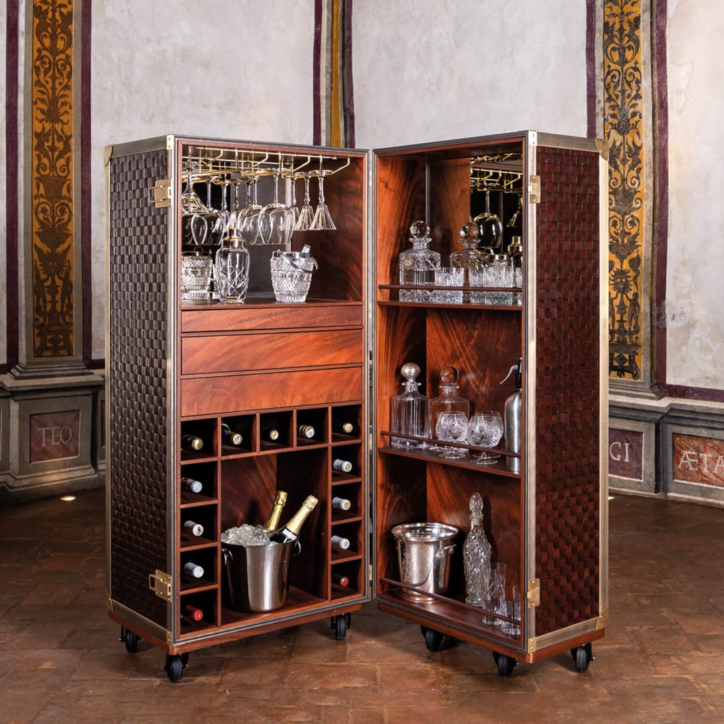 Luxury bar cabinet London Trunk - LaErre Trunks